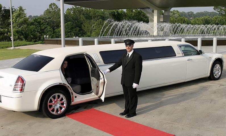 Chauffeur Etiquette and Professional Service